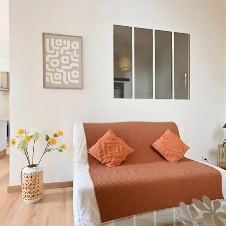 T2 Cosy Avec Clim Cour Charme & Fraicheur A Apartamento Nimes