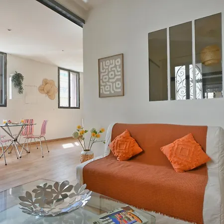 T2 Cosy Avec Clim Cour Charme & Fraicheur A Apartamento